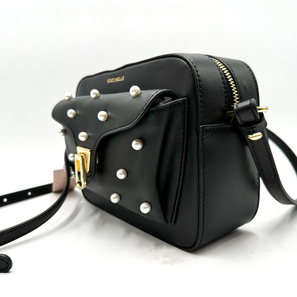 Coccinelle borsa in pelle con perle a tracolla