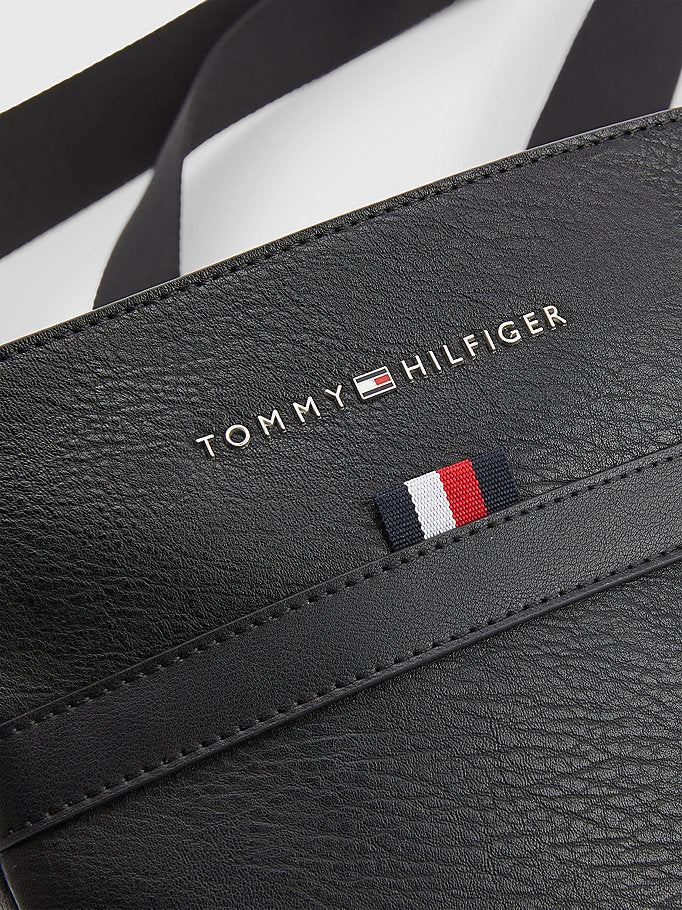 Tommy Hilfiger tracolla
